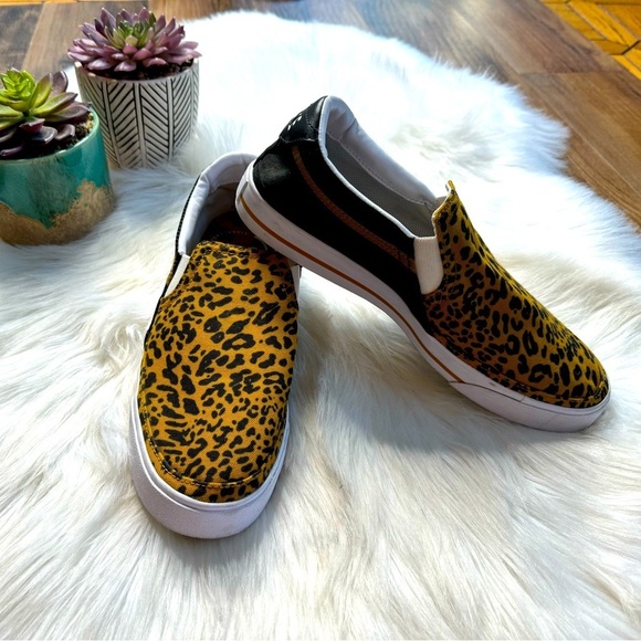 Nike Court Legacy Slip On Women's Shoes Sneakers - Picture 1 of 8